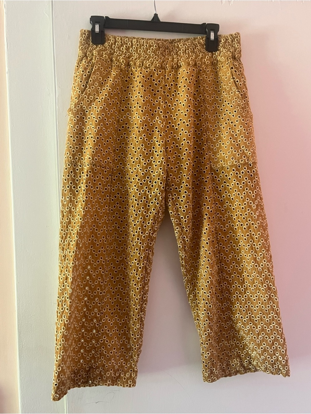 Nikki Chasin eyelet patch pants - M